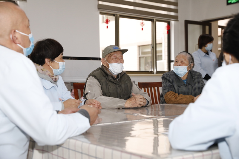 上海：推动养老机构“内设医疗机构”，鼓励开展常态化短托照护服务